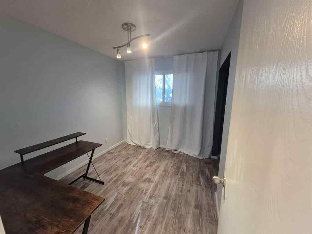 MLS® A2265057 - Unit #1 20 Laval Boulevard W in Varsity Village Lethbridge, Rental