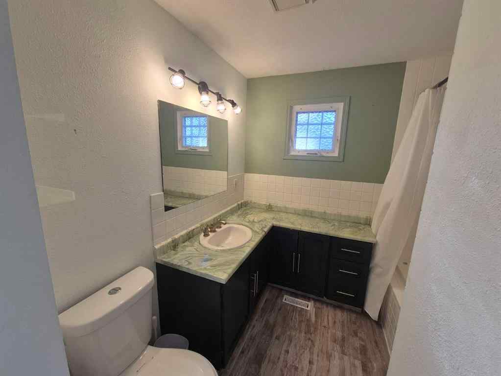 MLS® A2265057 - Unit #1 20 Laval Boulevard W in Varsity Village Lethbridge, Rental