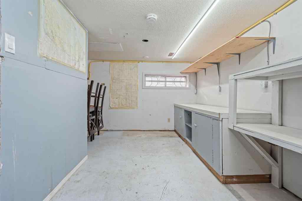 MLS® A2265059 - 132 Deersaxon Circle SE in Deer Run Calgary, Residential