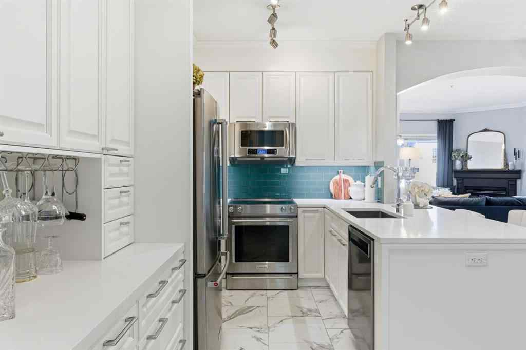 MLS® A2265064 - Unit #404 881 15 Avenue SW in Beltline Calgary, Residential