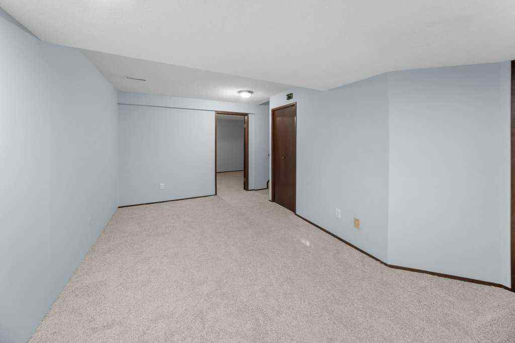 MLS® A2265065 - 108 Woodborough Crescent SW in Woodbine Calgary, Residential