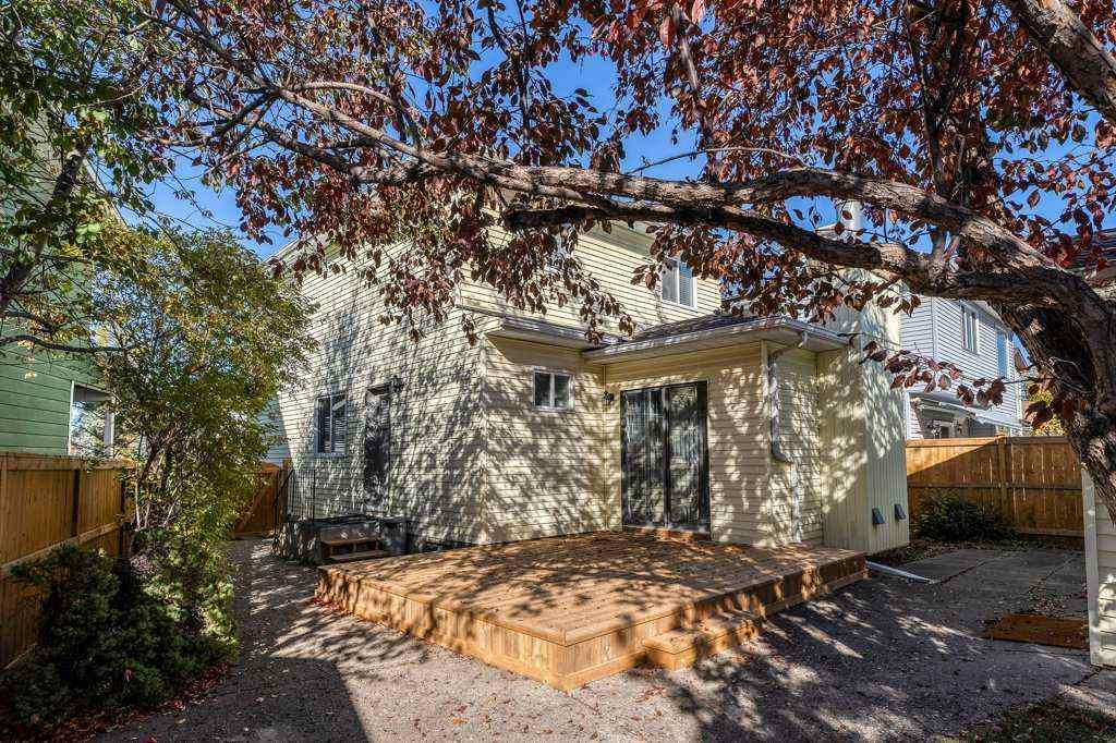 MLS® A2265065 - 108 Woodborough Crescent SW in Woodbine Calgary, Residential