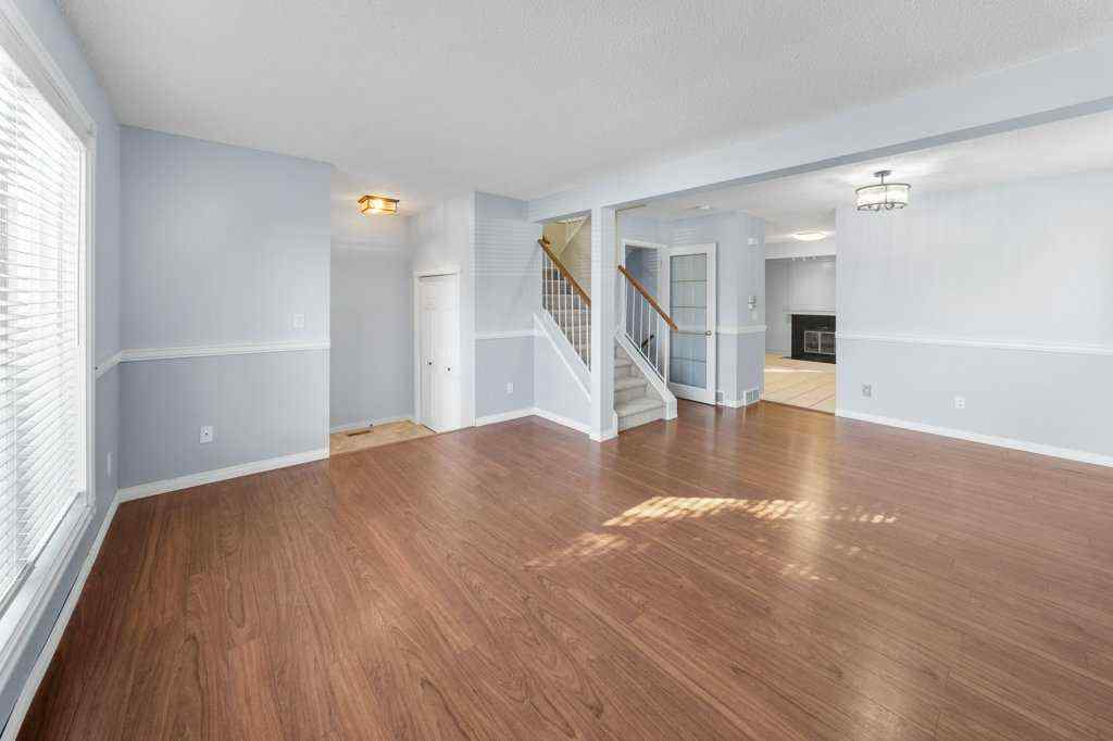 MLS® A2265065 - 108 Woodborough Crescent SW in Woodbine Calgary, Residential