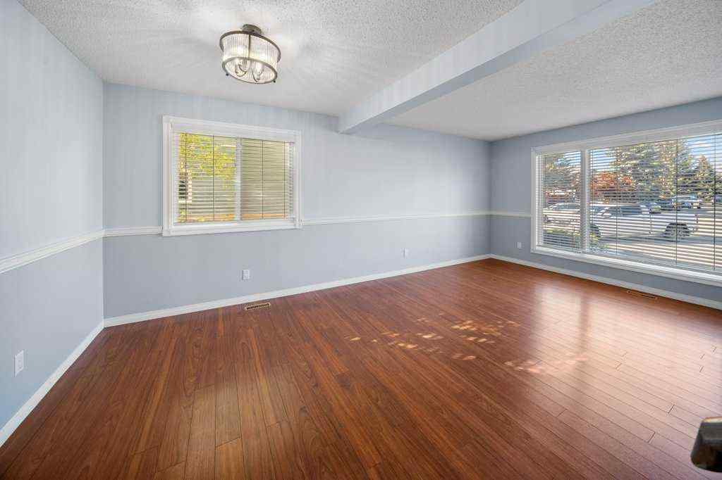 MLS® A2265065 - 108 Woodborough Crescent SW in Woodbine Calgary, Residential