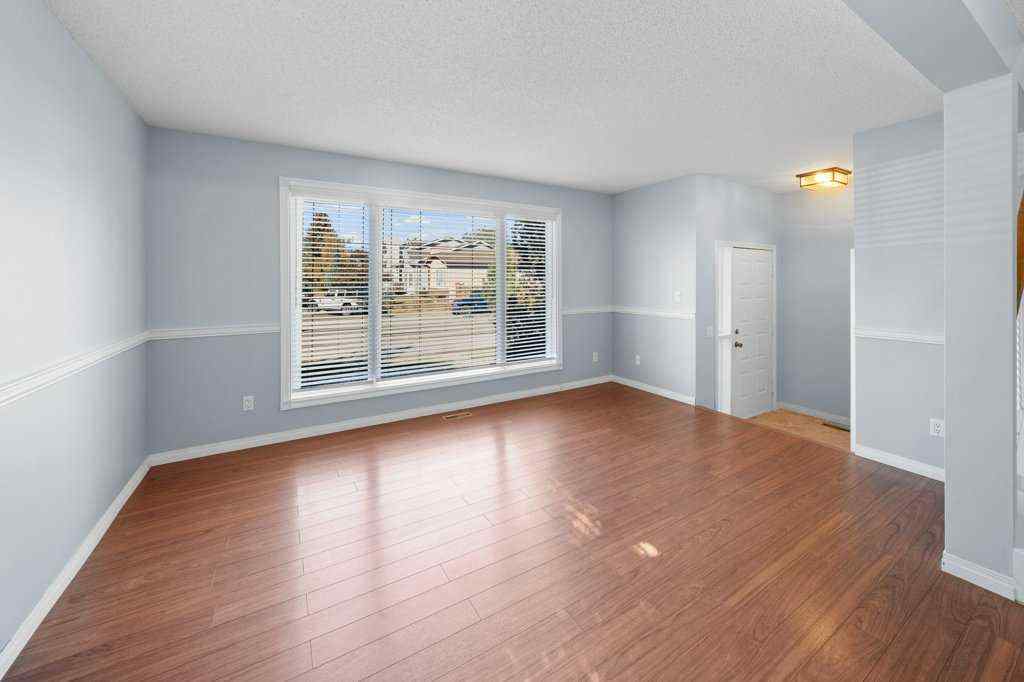 MLS® A2265065 - 108 Woodborough Crescent SW in Woodbine Calgary, Residential