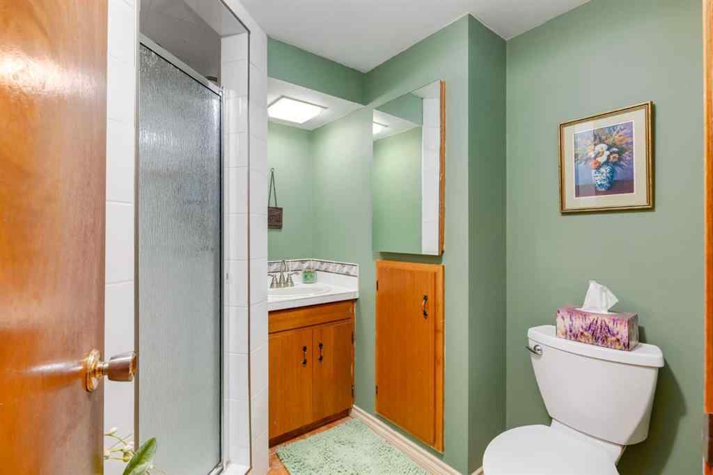 MLS® A2265066 - 48 Chancellor Way NW in Cambrian Heights Calgary, Residential