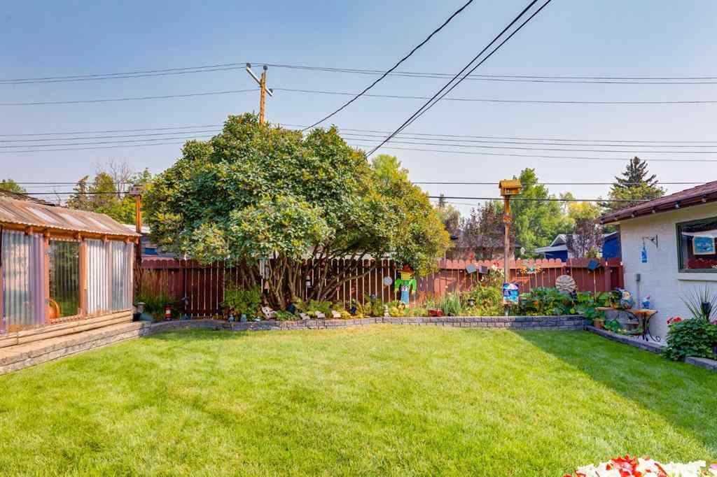 MLS® A2265066 - 48 Chancellor Way NW in Cambrian Heights Calgary, Residential