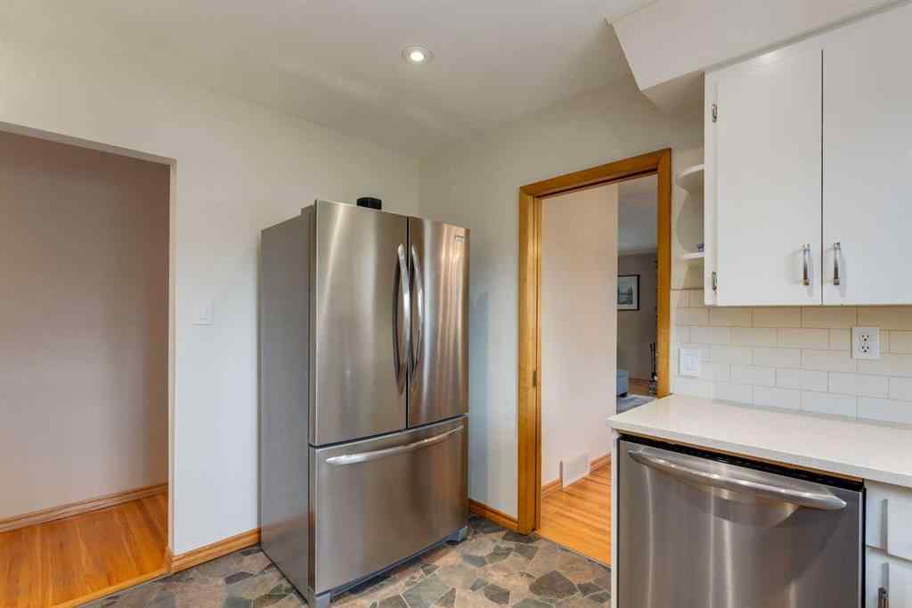 MLS® A2265066 - 48 Chancellor Way NW in Cambrian Heights Calgary, Residential