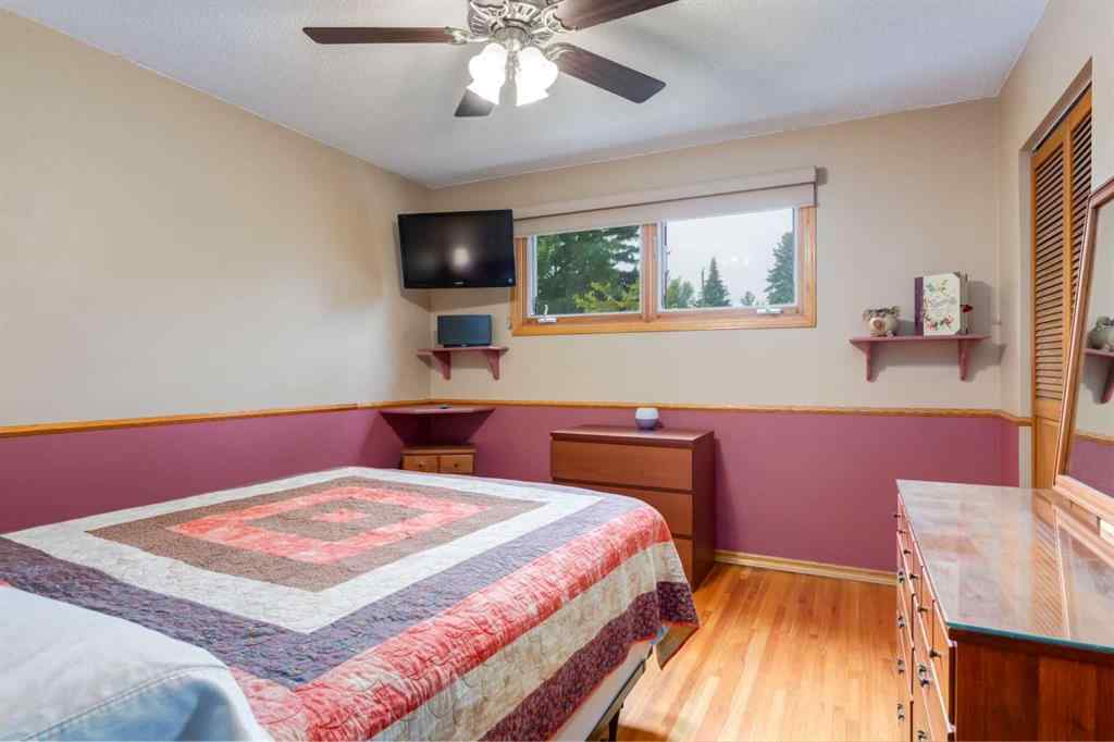 MLS® A2265066 - 48 Chancellor Way NW in Cambrian Heights Calgary, Residential