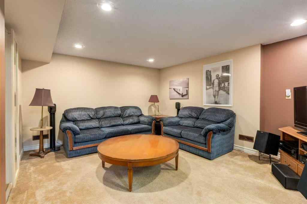 MLS® A2265066 - 48 Chancellor Way NW in Cambrian Heights Calgary, Residential