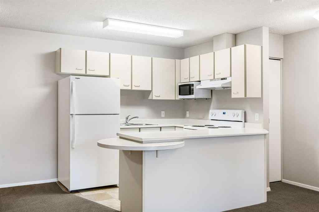 MLS® A2265069 - Unit #2511 3400 Edenwold Heights NW in Edgemont Calgary, Residential