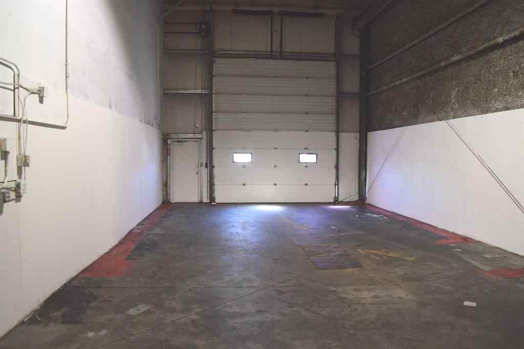 MLS® A2265070 - Unit #3 8121 49 Avenue Close  in Northlands Industrial Park Red Deer, Commercial