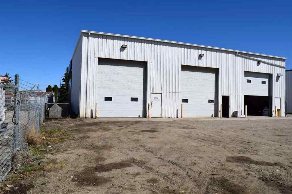 MLS® A2265070 - Unit #3 8121 49 Avenue Close  in Northlands Industrial Park Red Deer, Commercial
