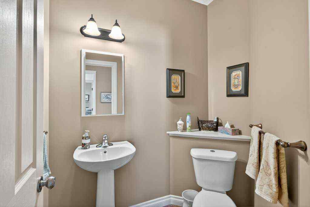 MLS® A2265075 - 132 Hillcrest Boulevard  in Hillview Estates Strathmore, Residential