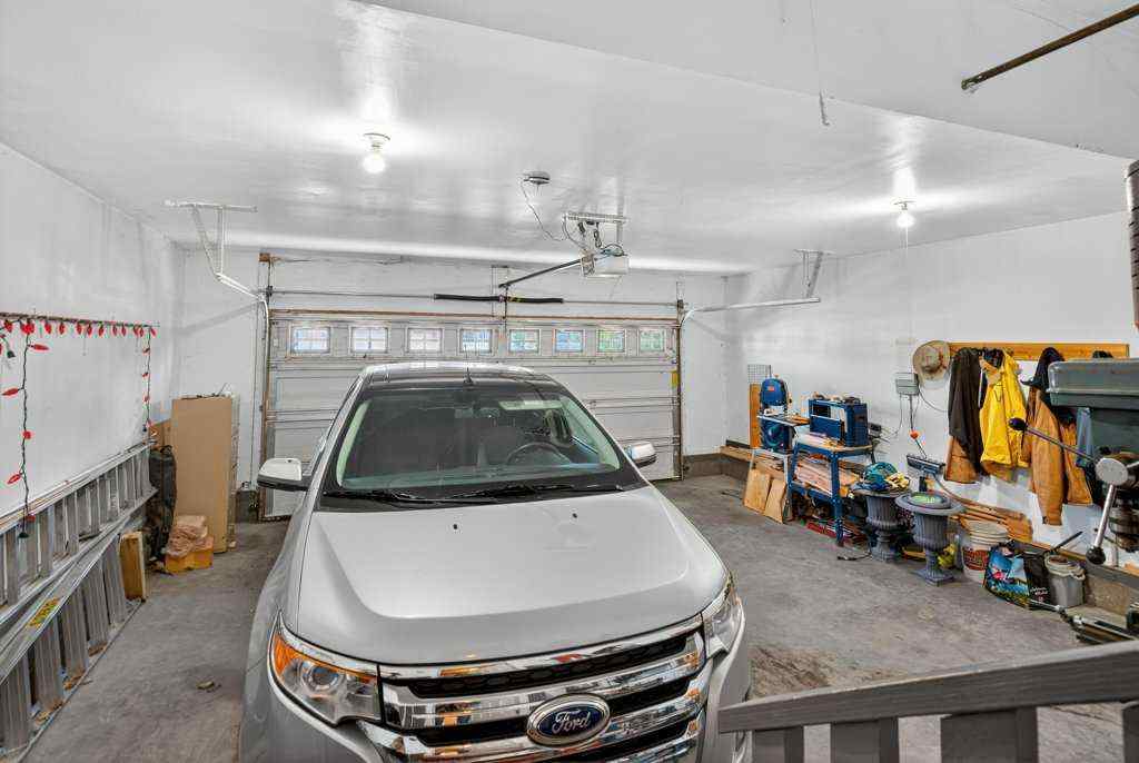 MLS® A2265075 - 132 Hillcrest Boulevard  in Hillview Estates Strathmore, Residential