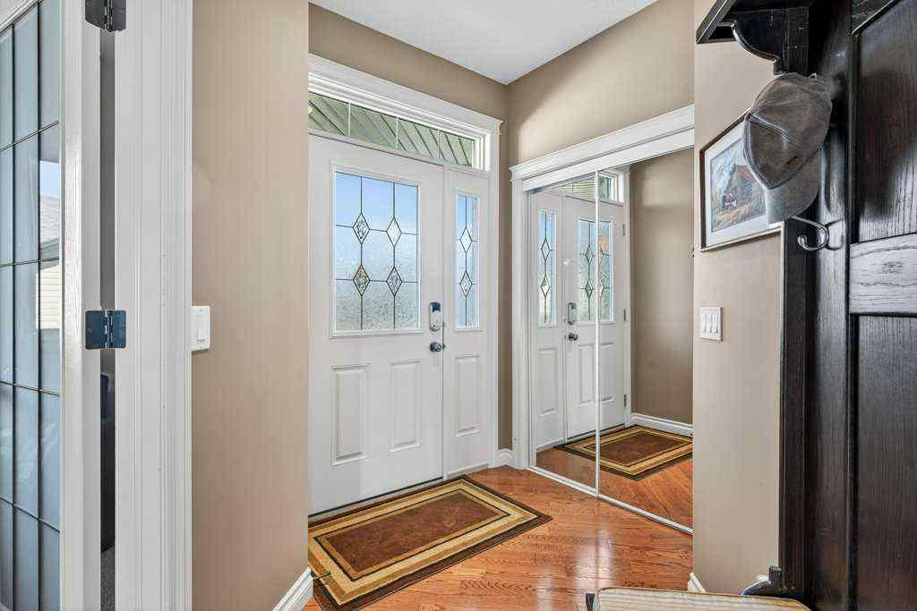 MLS® A2265075 - 132 Hillcrest Boulevard  in Hillview Estates Strathmore, Residential