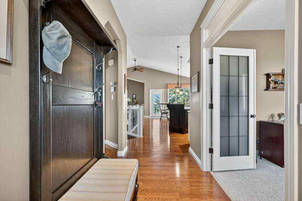 MLS® A2265075 - 132 Hillcrest Boulevard  in Hillview Estates Strathmore, Residential