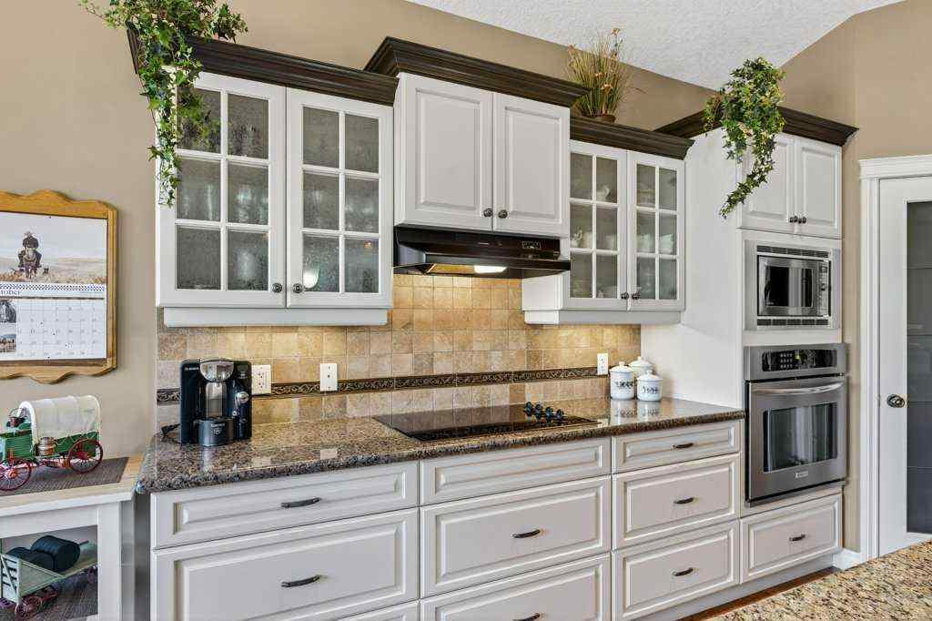 MLS® A2265075 - 132 Hillcrest Boulevard  in Hillview Estates Strathmore, Residential