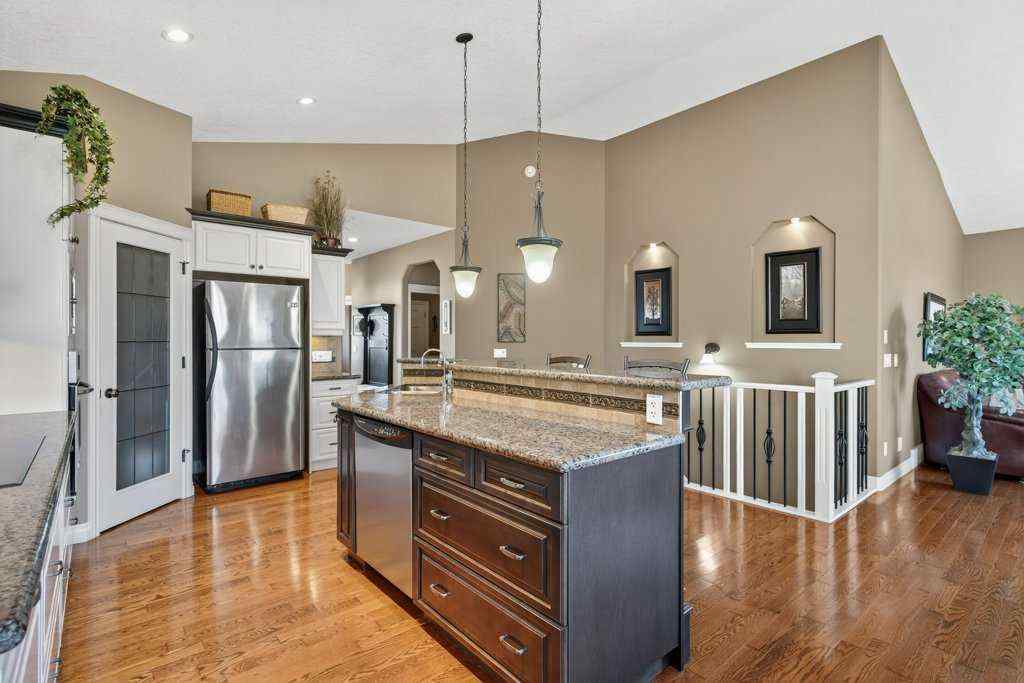 MLS® A2265075 - 132 Hillcrest Boulevard  in Hillview Estates Strathmore, Residential