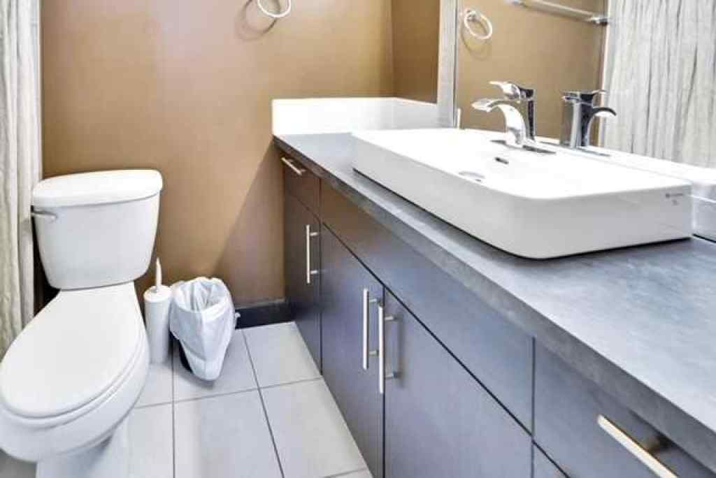 MLS® A2265081 - Unit #405 501 57 Avenue SW in Windsor Park Calgary, Residential