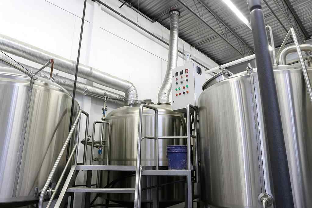 MLS® A2265083 - Unit #210 100 Rainbow Road  in Rainbow Falls Chestermere, Commercial