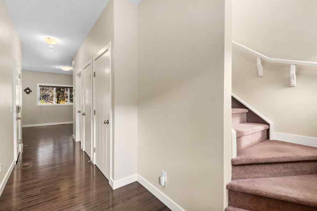 MLS&reg; # A2265084 - 431 quarry Villas SE in Douglasdale/Glen Calgary, Residential Open Houses