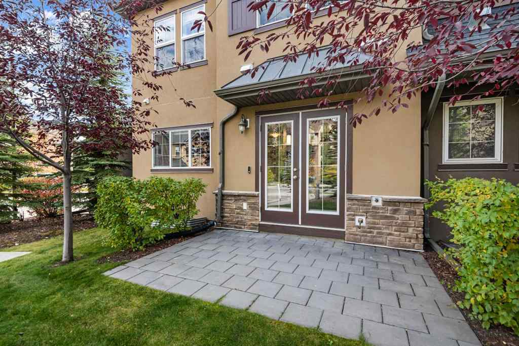 MLS&reg; # A2265084 - 431 quarry Villas SE in Douglasdale/Glen Calgary, Residential Open Houses