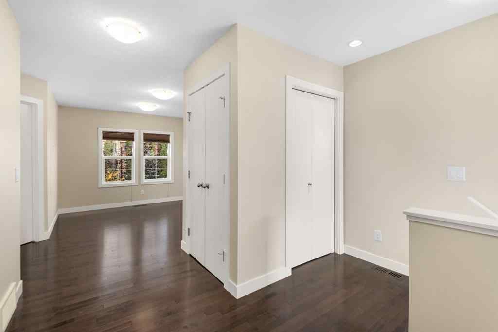 MLS&reg; # A2265084 - 431 quarry Villas SE in Douglasdale/Glen Calgary, Residential Open Houses