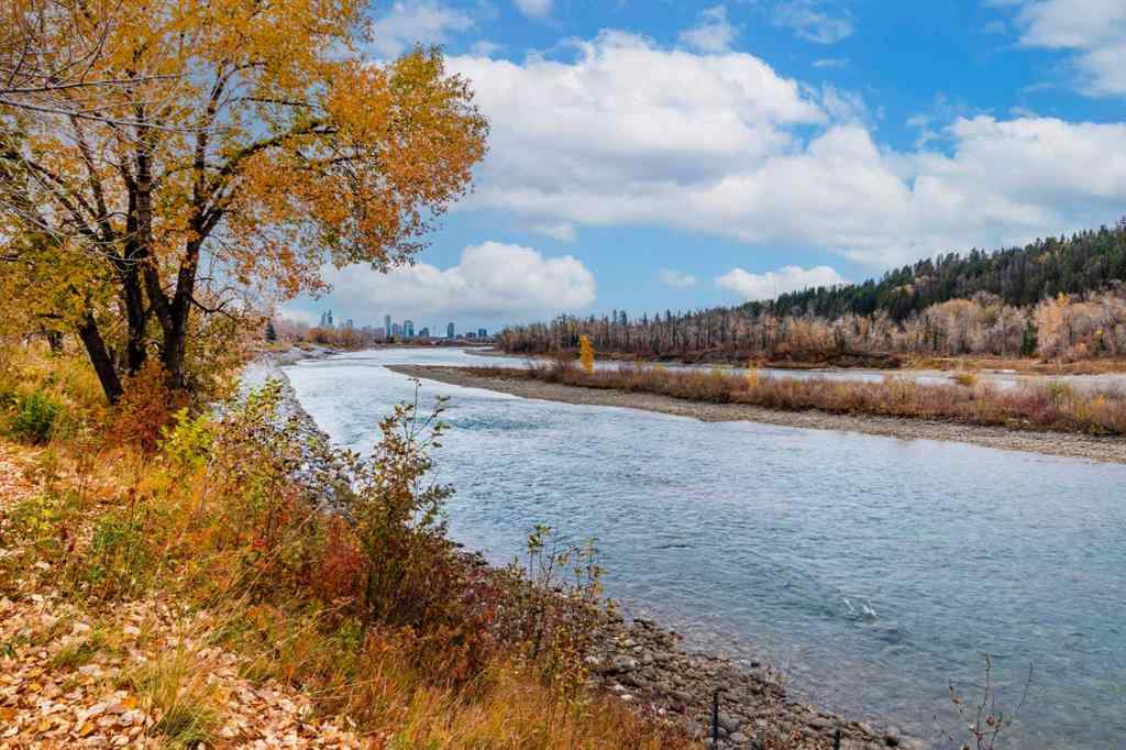 MLS® A2265086 - Unit #407 3412 Parkdale Boulevard NW in Parkdale Calgary, Residential