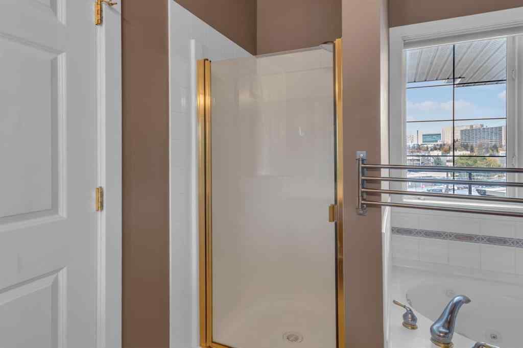 MLS® A2265086 - Unit #407 3412 Parkdale Boulevard NW in Parkdale Calgary, Residential