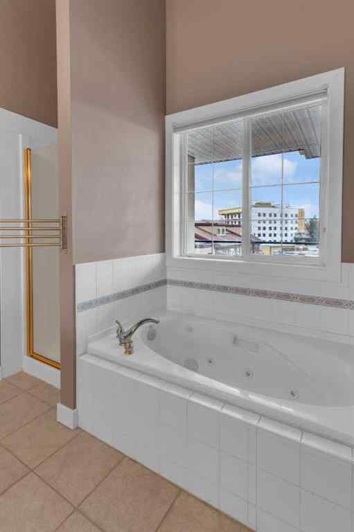 MLS® A2265086 - Unit #407 3412 Parkdale Boulevard NW in Parkdale Calgary, Residential