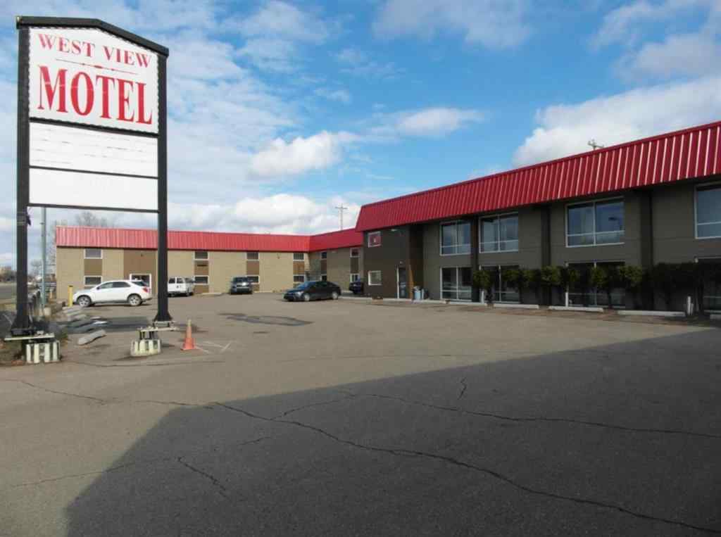 MLS® A2265088 - 519 2 Avenue W in Hanna Hanna, Commercial