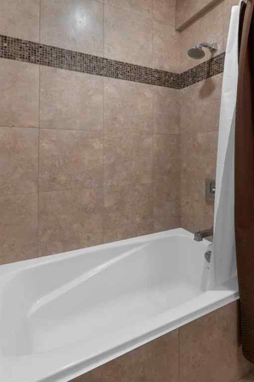 MLS® A2265090 - 2046 49 Avenue SW in Altadore Calgary, Residential