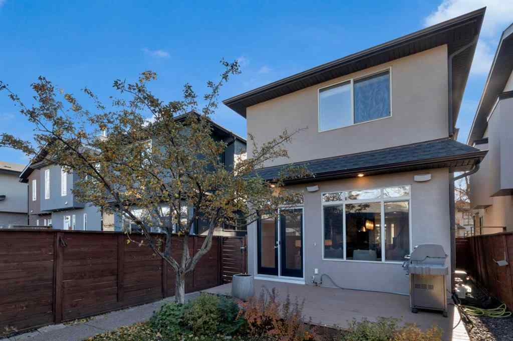 MLS® A2265090 - 2046 49 Avenue SW in Altadore Calgary, Residential