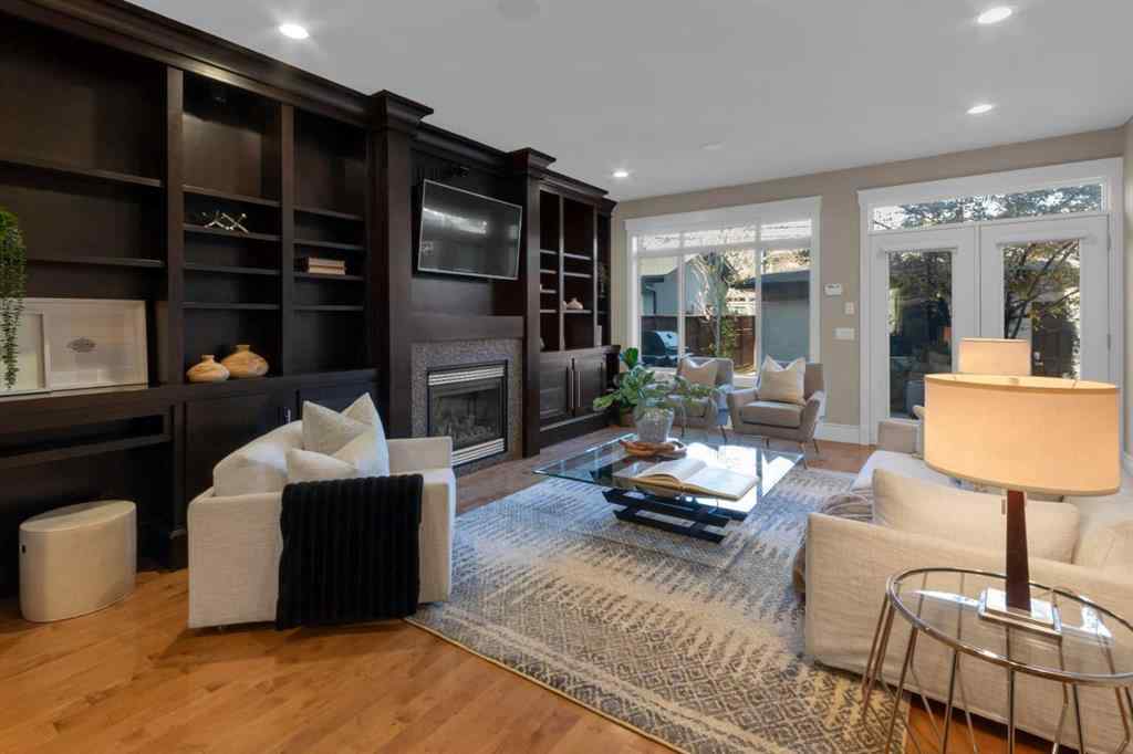 MLS® A2265090 - 2046 49 Avenue SW in Altadore Calgary, Residential