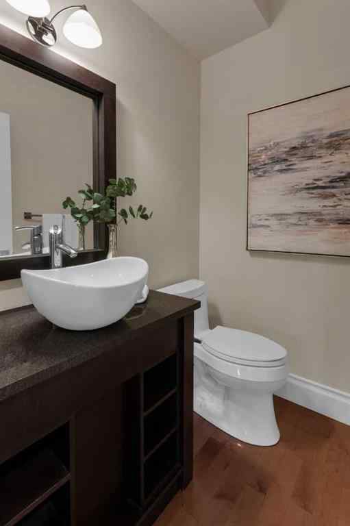 MLS® A2265090 - 2046 49 Avenue SW in Altadore Calgary, Residential