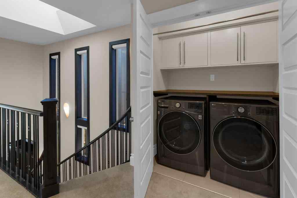 MLS® A2265090 - 2046 49 Avenue SW in Altadore Calgary, Residential