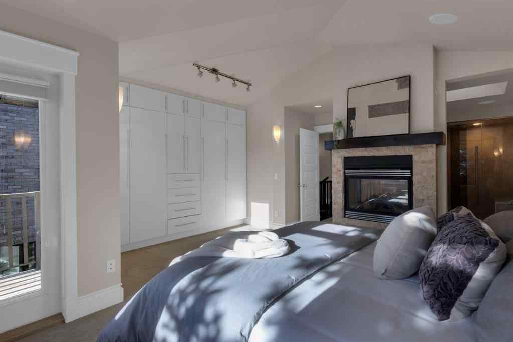 MLS® A2265090 - 2046 49 Avenue SW in Altadore Calgary, Residential