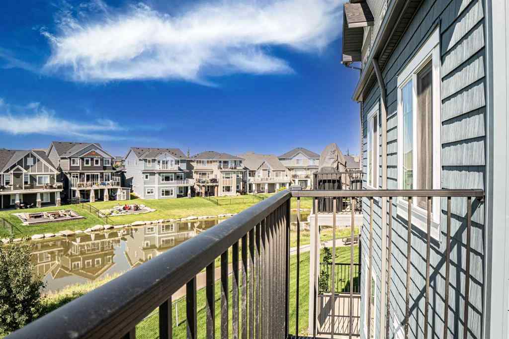 MLS® A2265091 - 372 Canals Crossing SW in Canals Airdrie, Residential