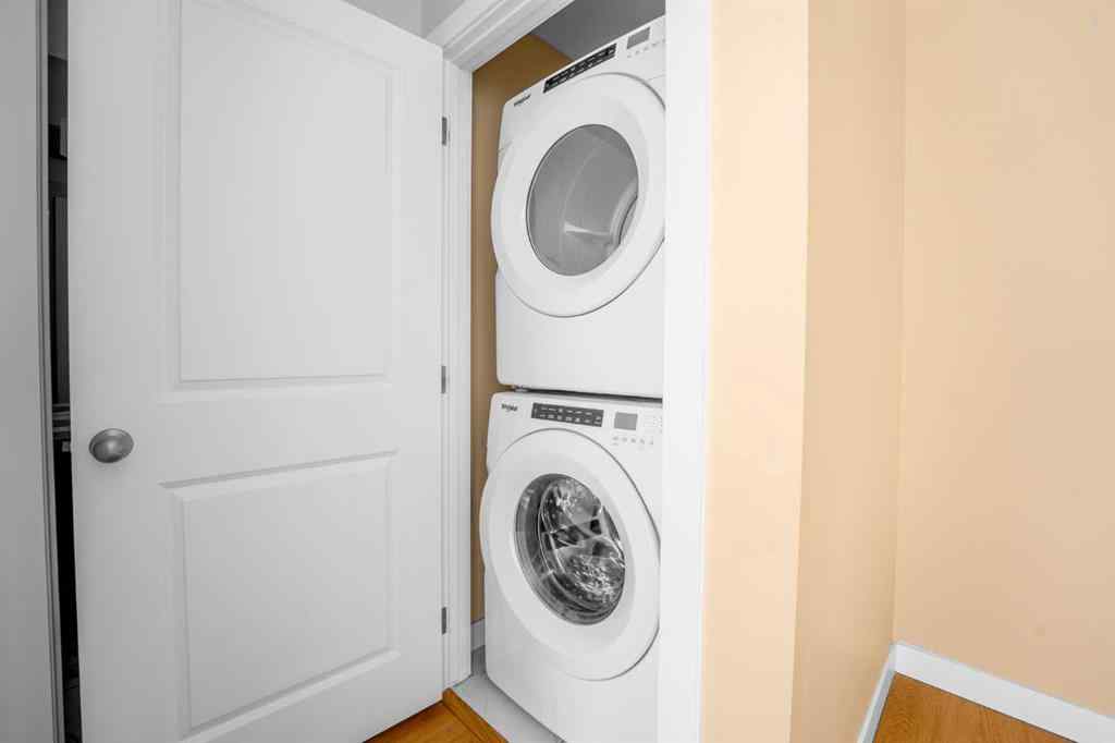 MLS® A2265091 - 372 Canals Crossing SW in Canals Airdrie, Residential