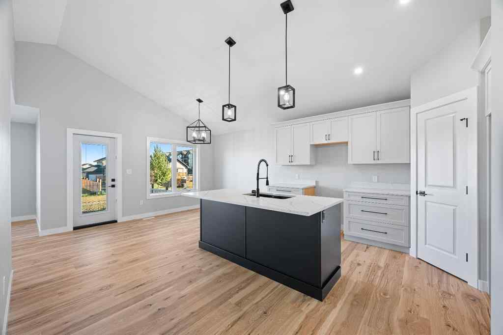 MLS® A2265096 - 3705 42 Avenue  in Larsen Grove Lloydminster, Residential