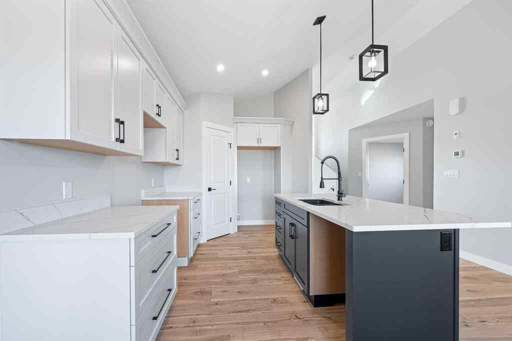 MLS® A2265096 - 3705 42 Avenue  in Larsen Grove Lloydminster, Residential