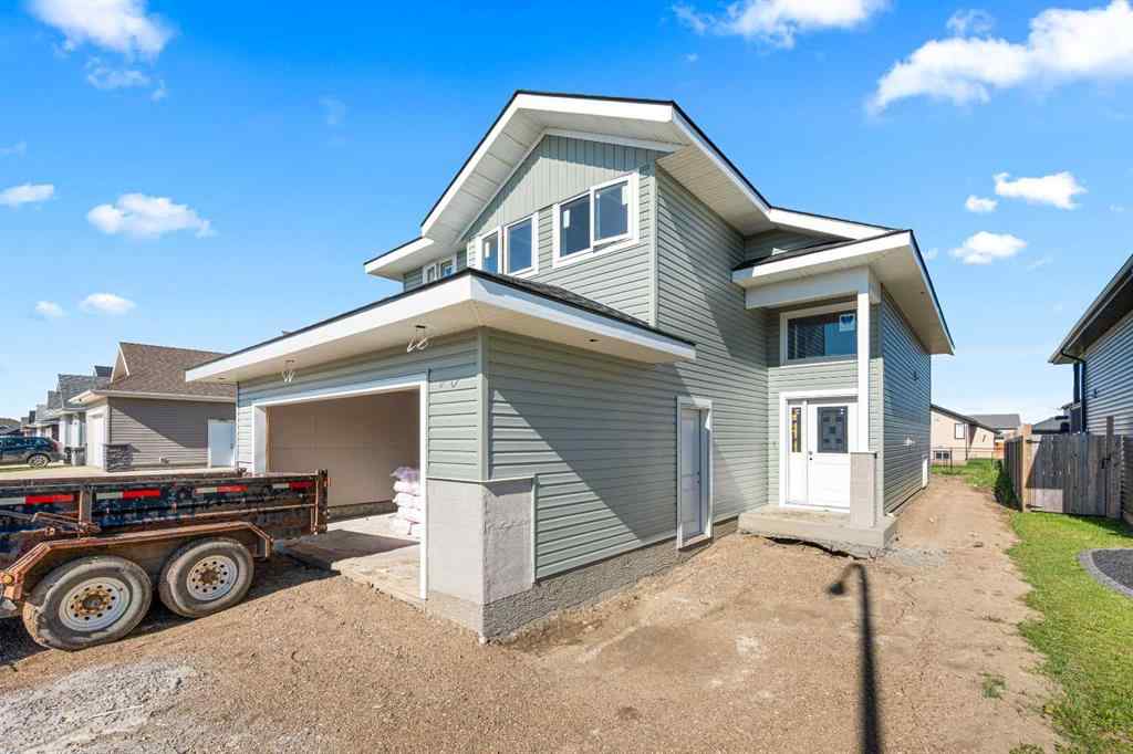 MLS® A2265096 - 3705 42 Avenue  in Larsen Grove Lloydminster, Residential