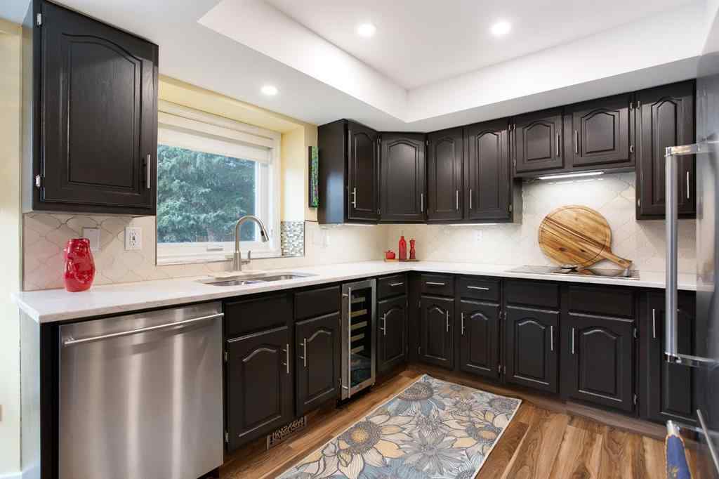 MLS® A2265097 - 8311 Hawkview Manor Road NW in Hawkwood Calgary, Residential