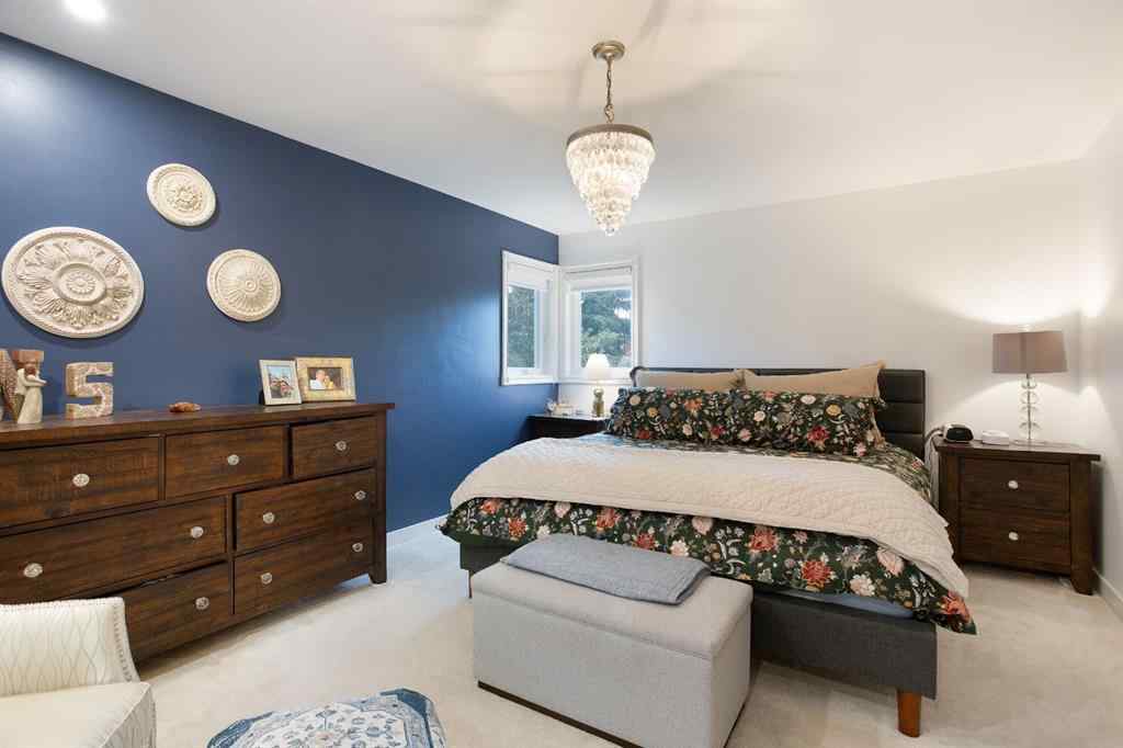 MLS® A2265097 - 8311 Hawkview Manor Road NW in Hawkwood Calgary, Residential