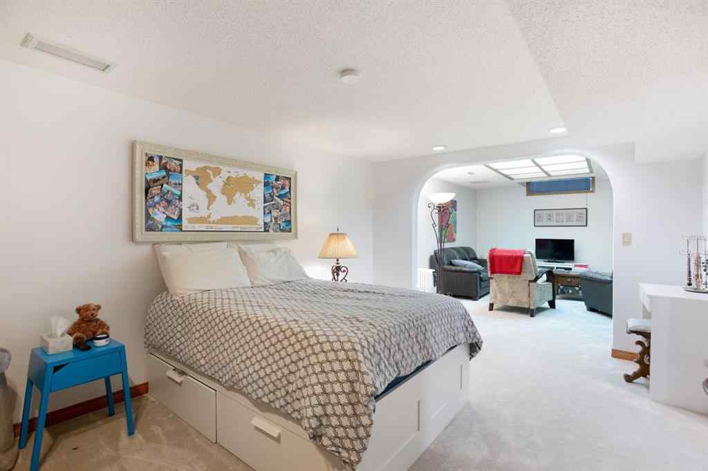 MLS® A2265097 - 8311 Hawkview Manor Road NW in Hawkwood Calgary, Residential