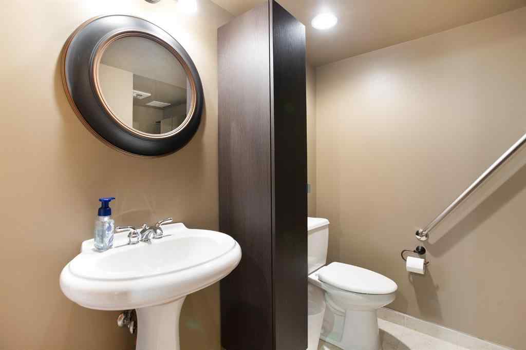 MLS® A2265097 - 8311 Hawkview Manor Road NW in Hawkwood Calgary, Residential