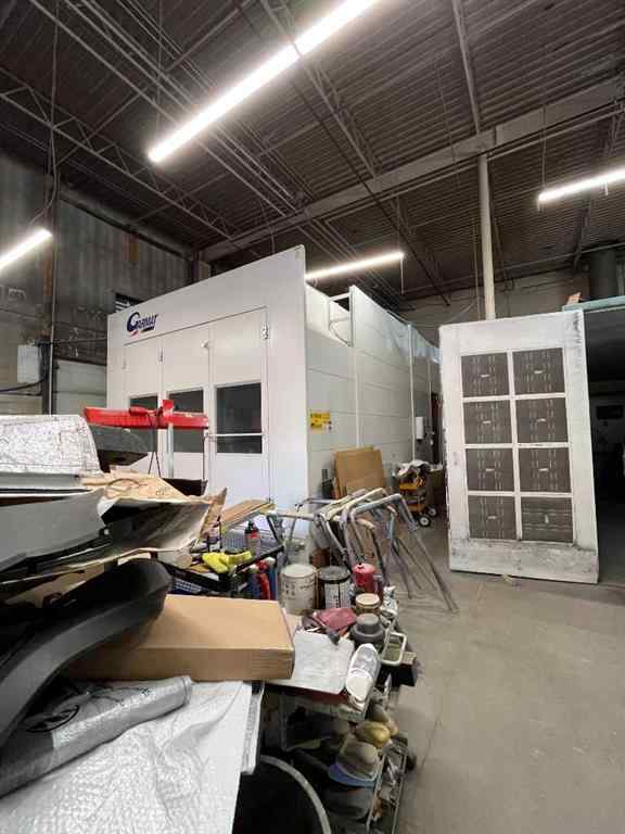 MLS® A2265099 - 4261 23 Street NE in Sunridge Calgary, Commercial