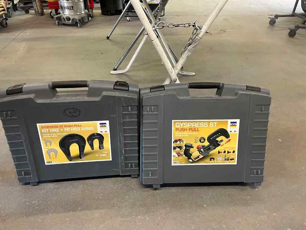 MLS® A2265099 - 4261 23 Street NE in Sunridge Calgary, Commercial