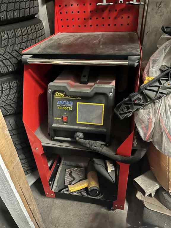 MLS® A2265099 - 4261 23 Street NE in Sunridge Calgary, Commercial